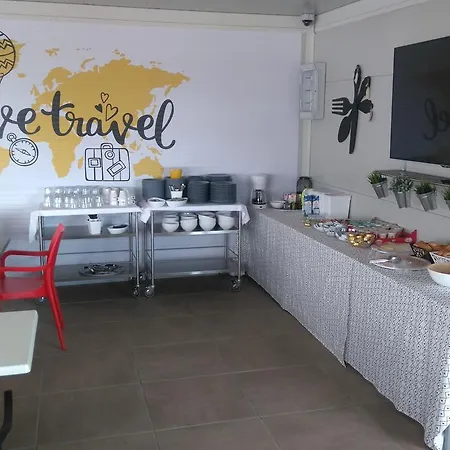 Auberge de jeunesse Dentex 4 *