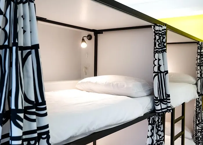 Auberge de jeunesse Dentex 4 *